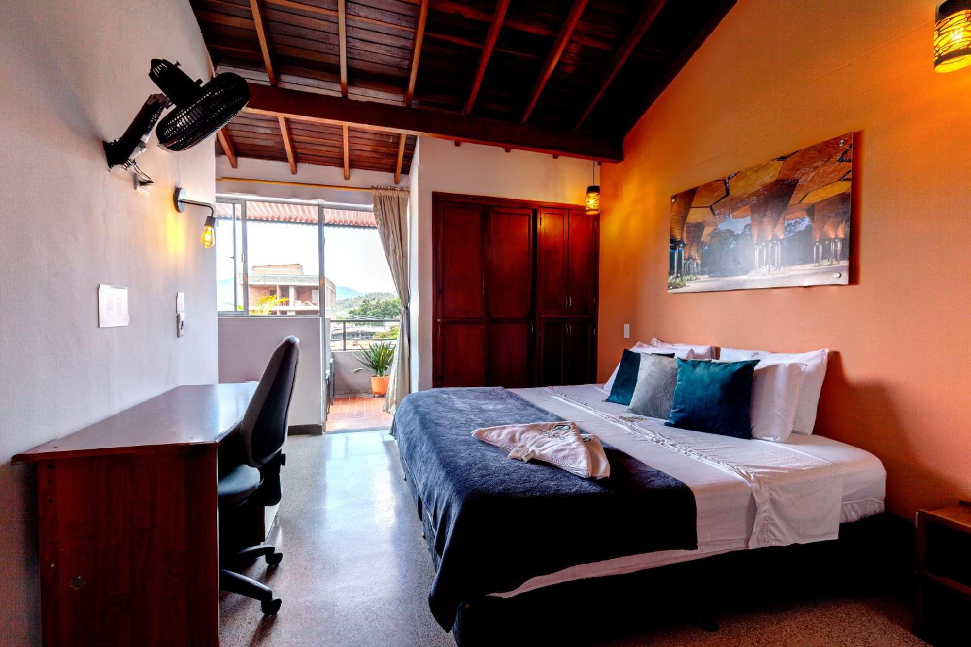 Poblado Guest House Medellin Exterior photo