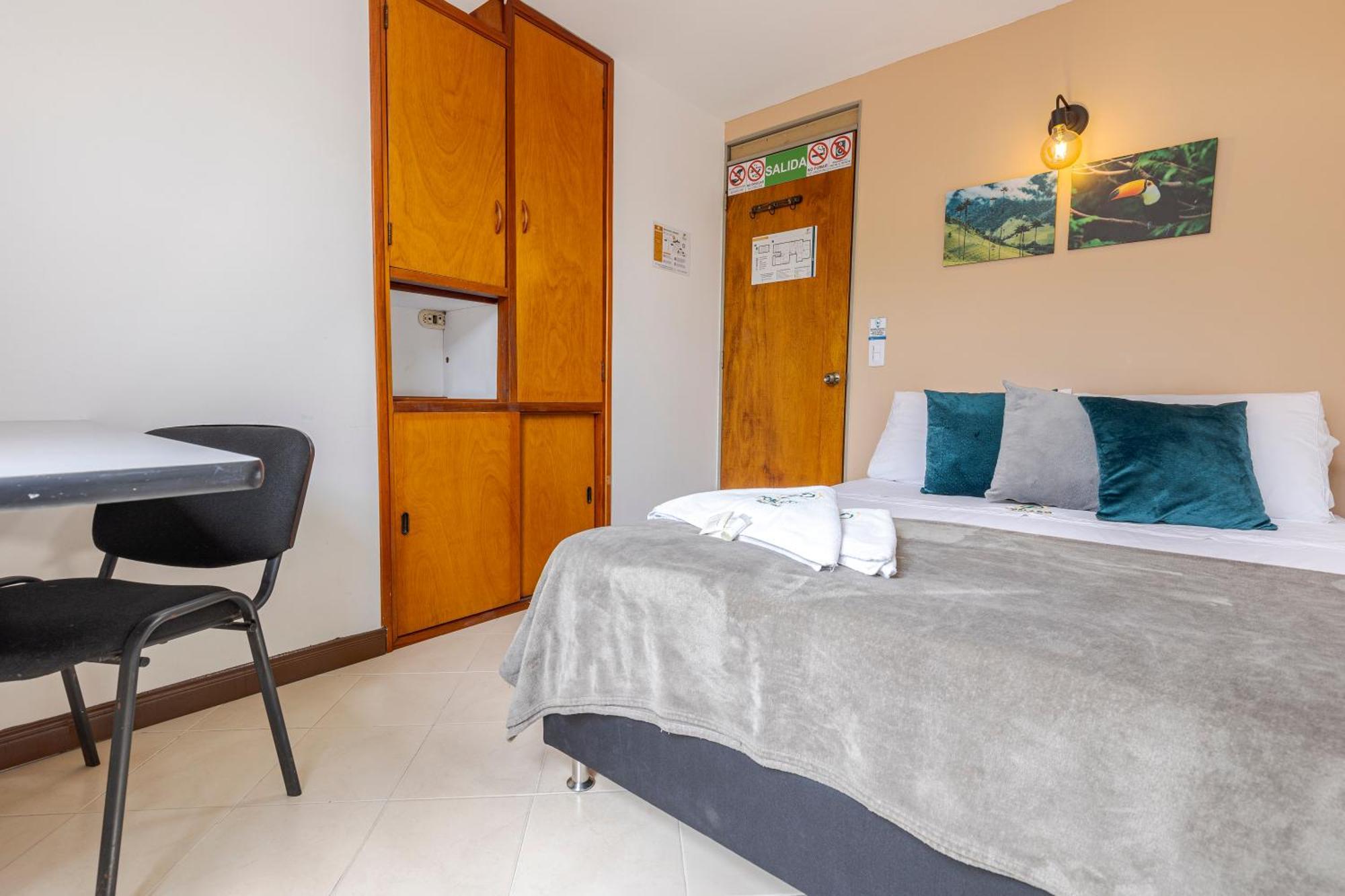 Poblado Guest House Medellin Exterior photo
